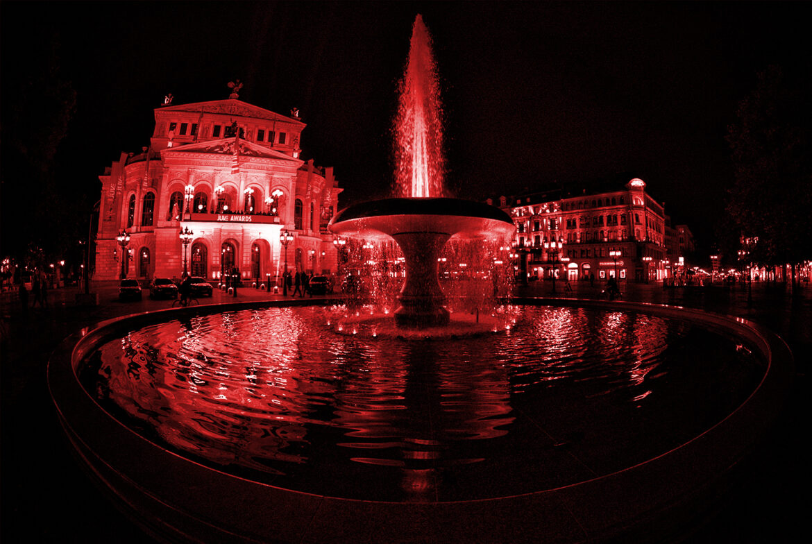 AO mit Brunnen